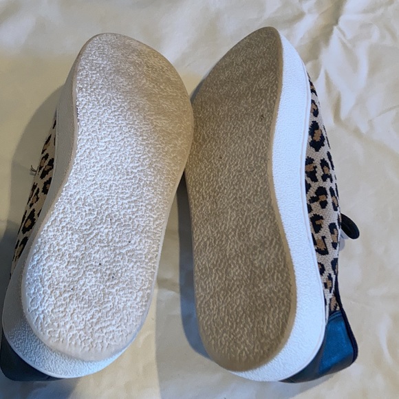 BP. Brand leopard print sneakers Size 10 - Picture 7 of 7